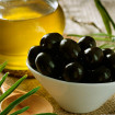 Темные оливки